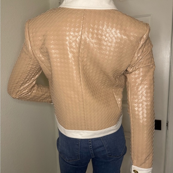 Alice + Olivia Kinley Woven Vrgan Leather Elegant Cream Jacket with Gold Accent. - Picture 9 of 17